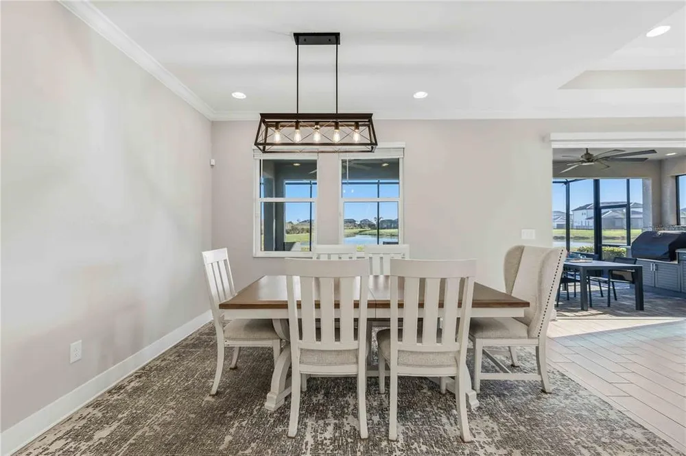 17109 Sweetwater Village Dr, Lakewood Ranch, FL 34211-5572