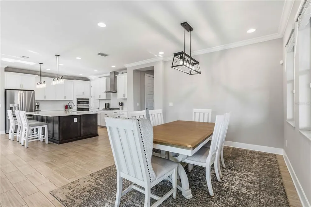 17109 Sweetwater Village Dr, Lakewood Ranch, FL 34211-5572