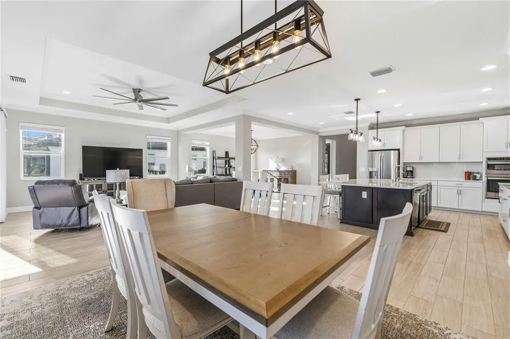 17109 Sweetwater Village Dr, Lakewood Ranch, FL 34211-5572
