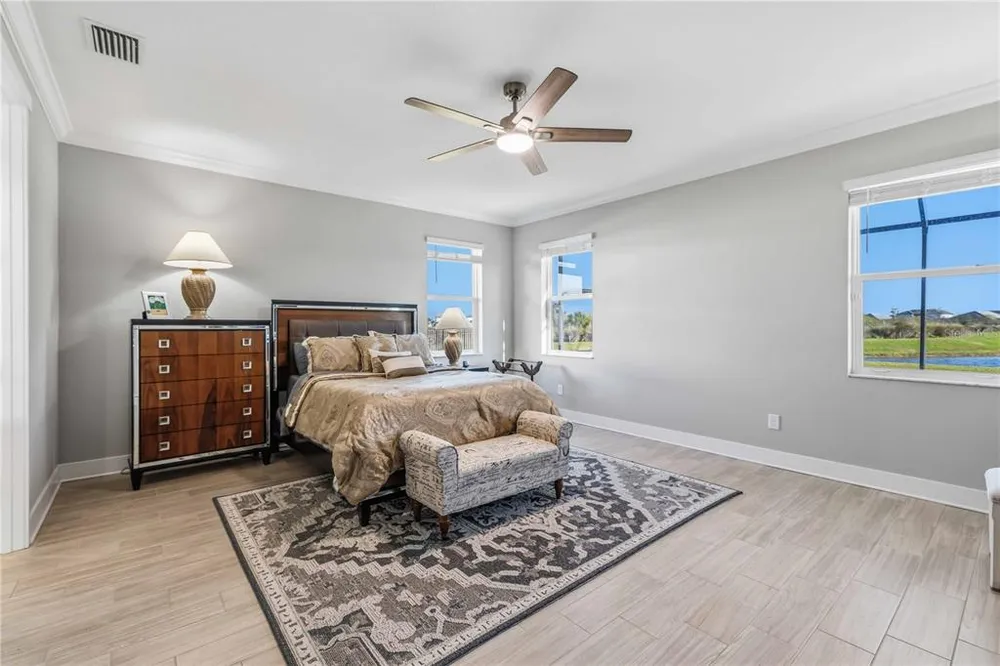 17109 Sweetwater Village Dr, Lakewood Ranch, FL 34211-5572