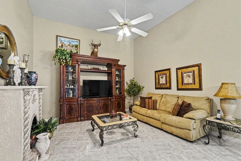3306 SE Ford Ln, Port St Lucie, FL 34984