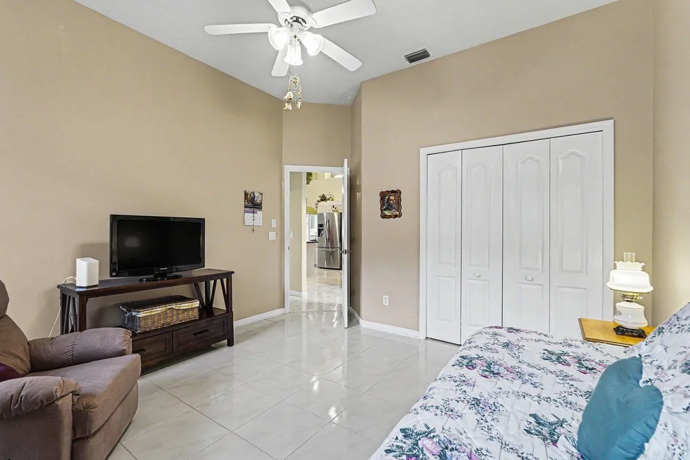 3306 SE Ford Ln, Port St Lucie, FL 34984