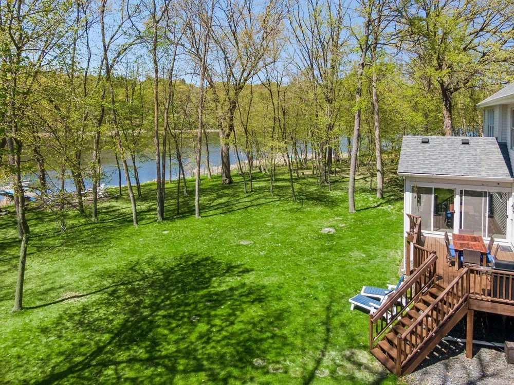 20150 Sweetwater Curve, Shorewood, MN 55331