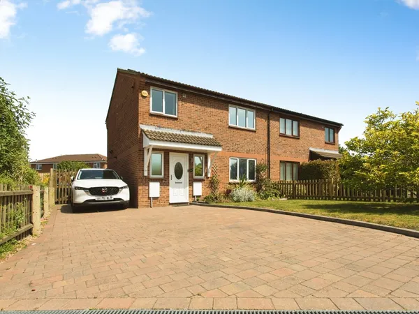 Bramley Avenue, Melbourn, Royston, Ca...