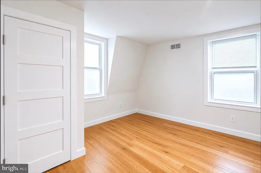 5900 Woodbine Ave, Philadelphia, PA 19131