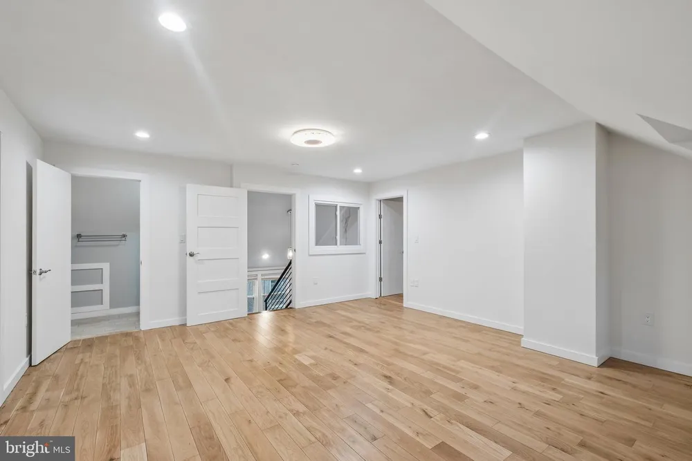 5900 Woodbine Ave, Philadelphia, PA 19131