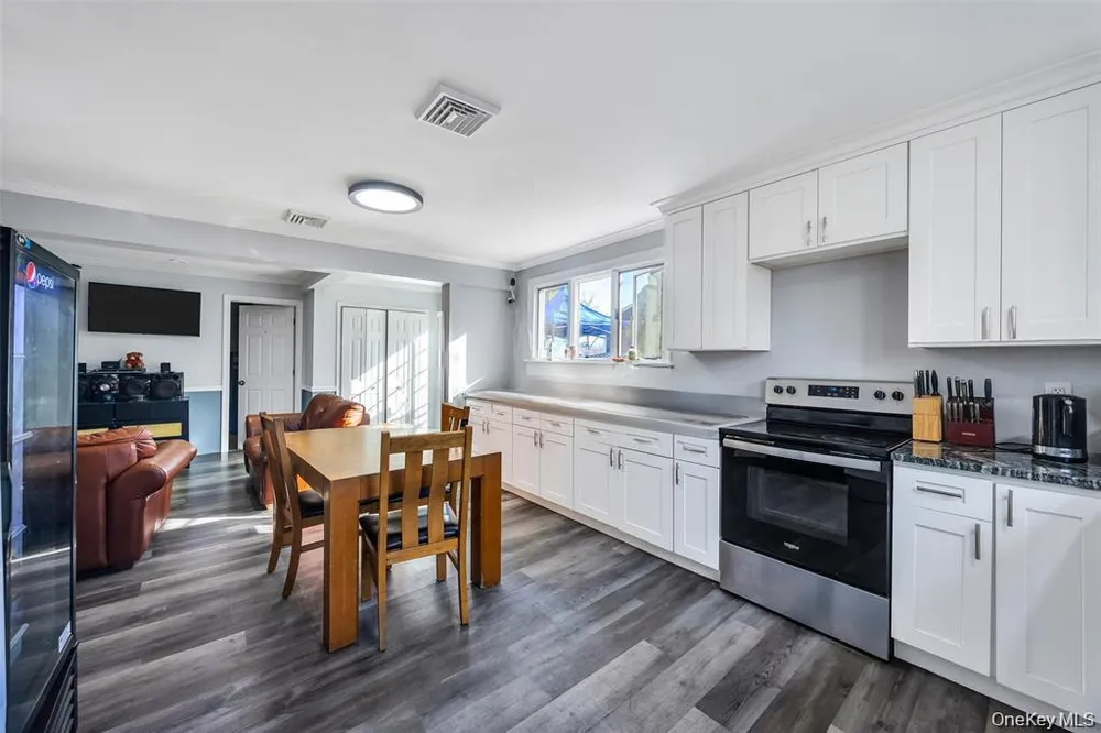 79C Traction Blvd, Patchogue, NY 11772