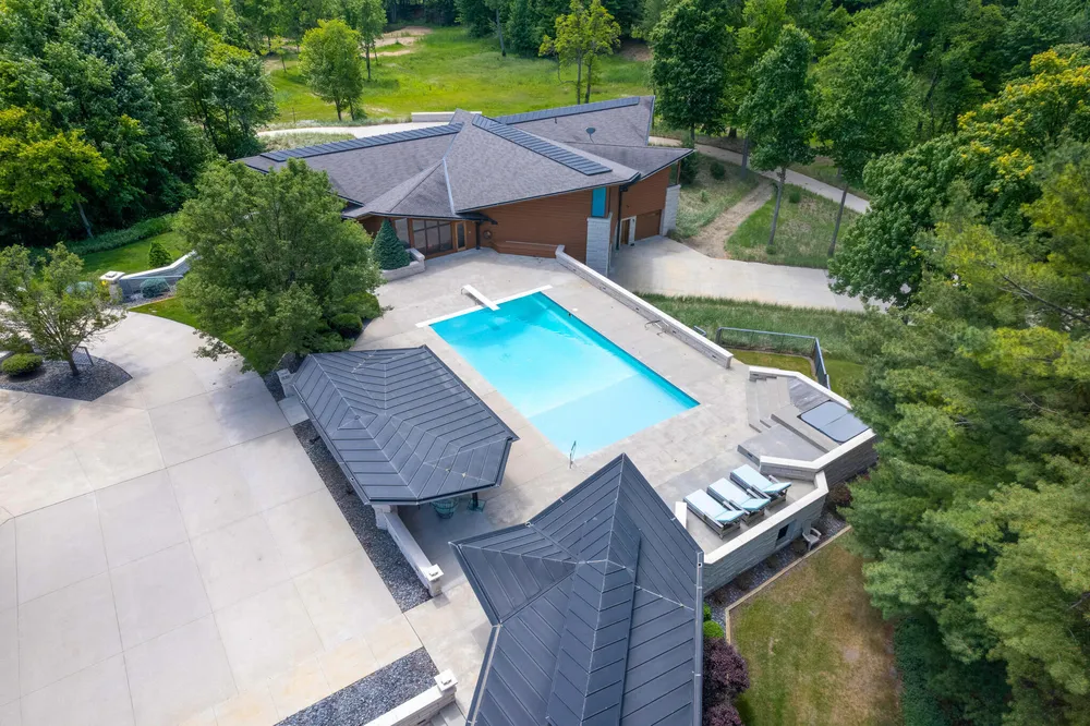 6479 144th Ave, Holland, MI 49423