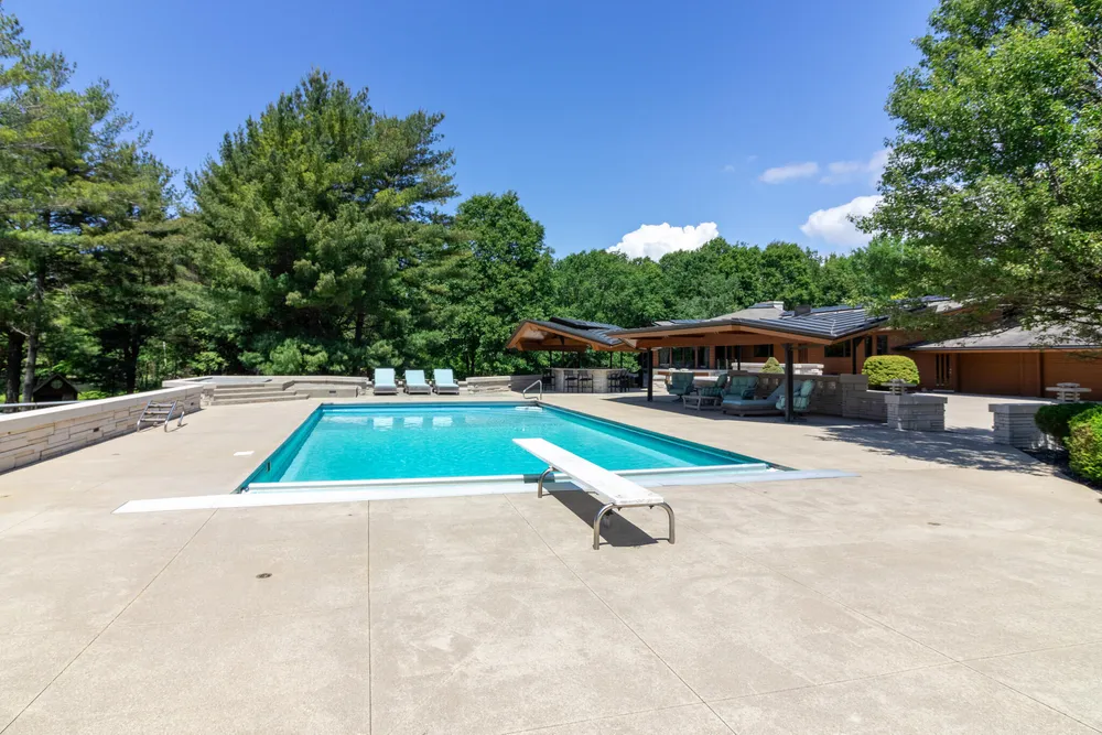 6479 144th Ave, Holland, MI 49423