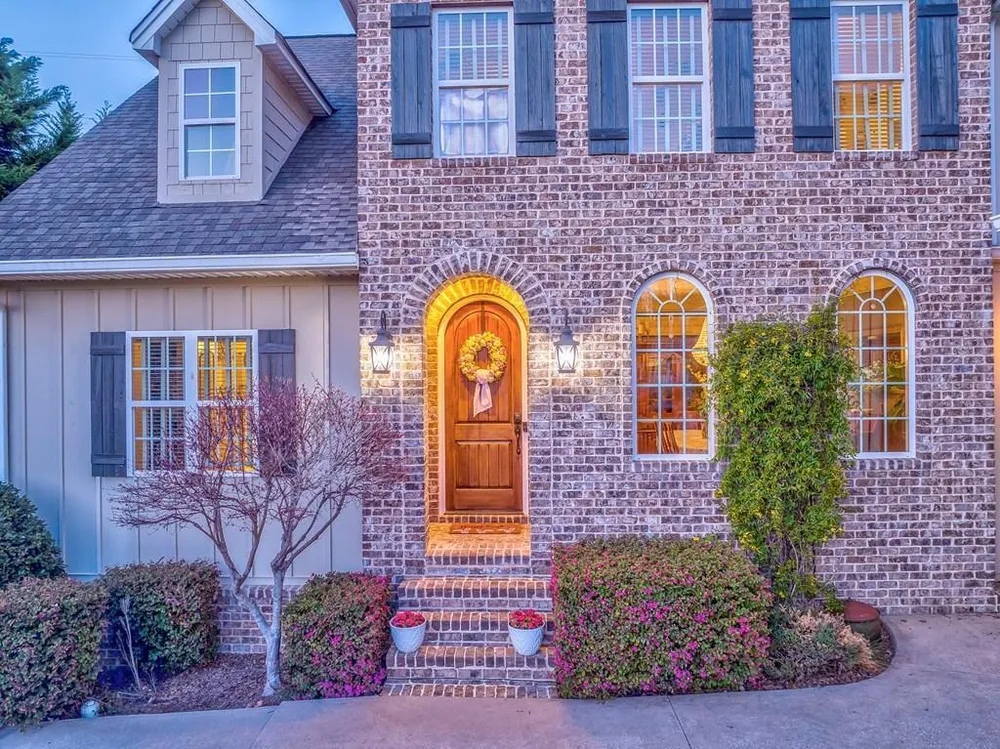 1801 Saint Ives Pl, Dalton, GA 30720