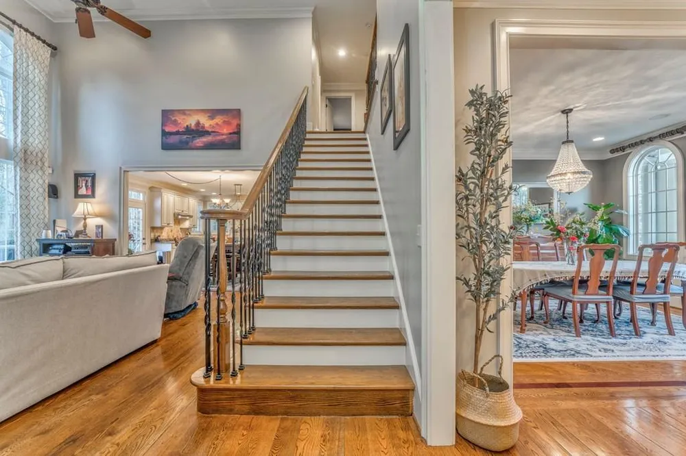 1801 Saint Ives Pl, Dalton, GA 30720