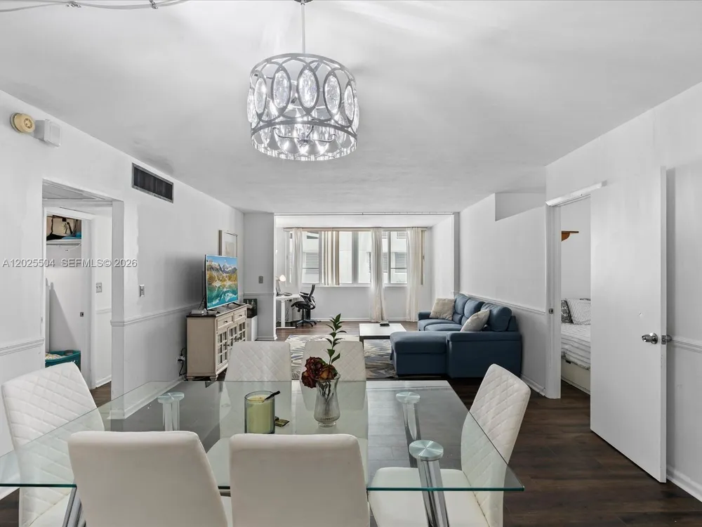 5005 Collins Ave, Miami Beach, FL 33140