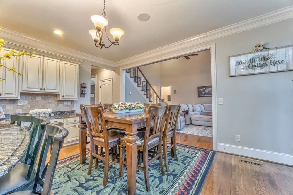 1801 Saint Ives Pl, Dalton, GA 30720
