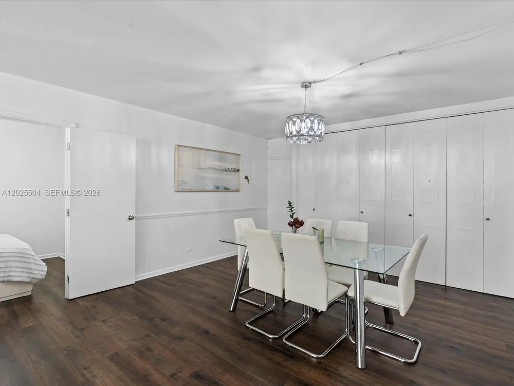 5005 Collins Ave, Miami Beach, FL 33140