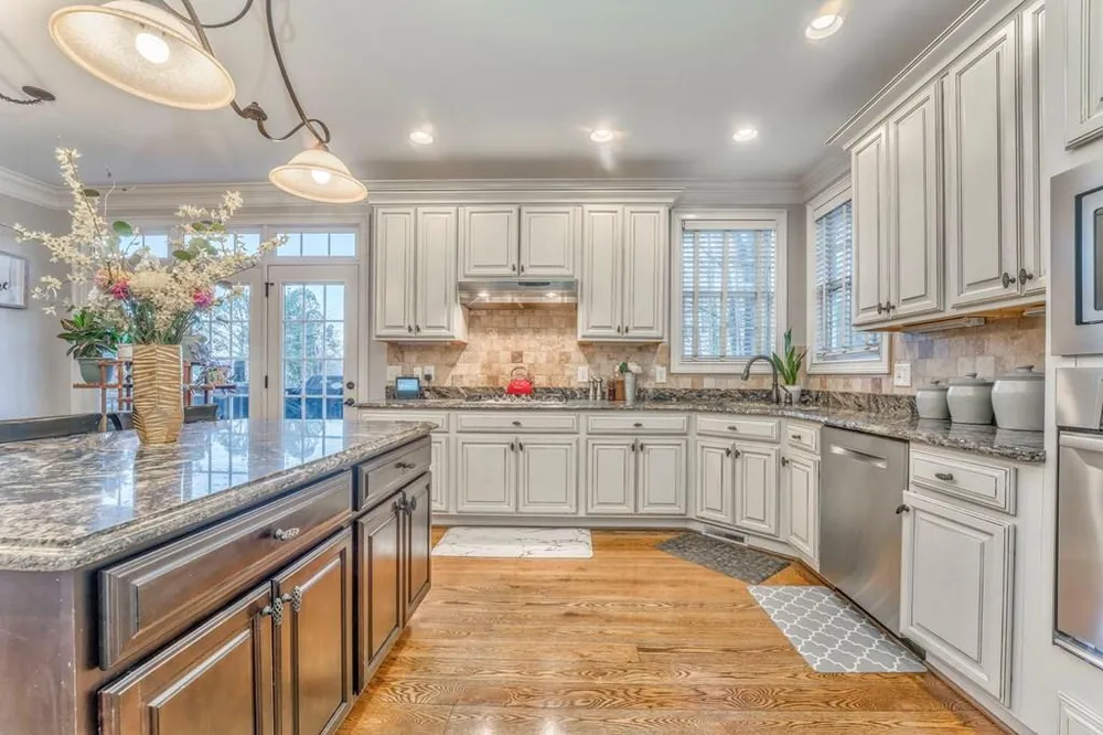1801 Saint Ives Pl, Dalton, GA 30720
