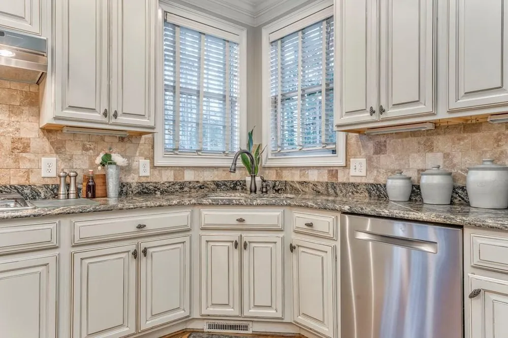 1801 Saint Ives Pl, Dalton, GA 30720