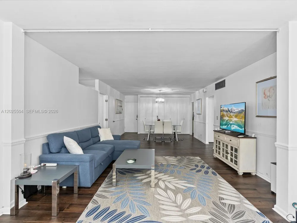 5005 Collins Ave, Miami Beach, FL 33140