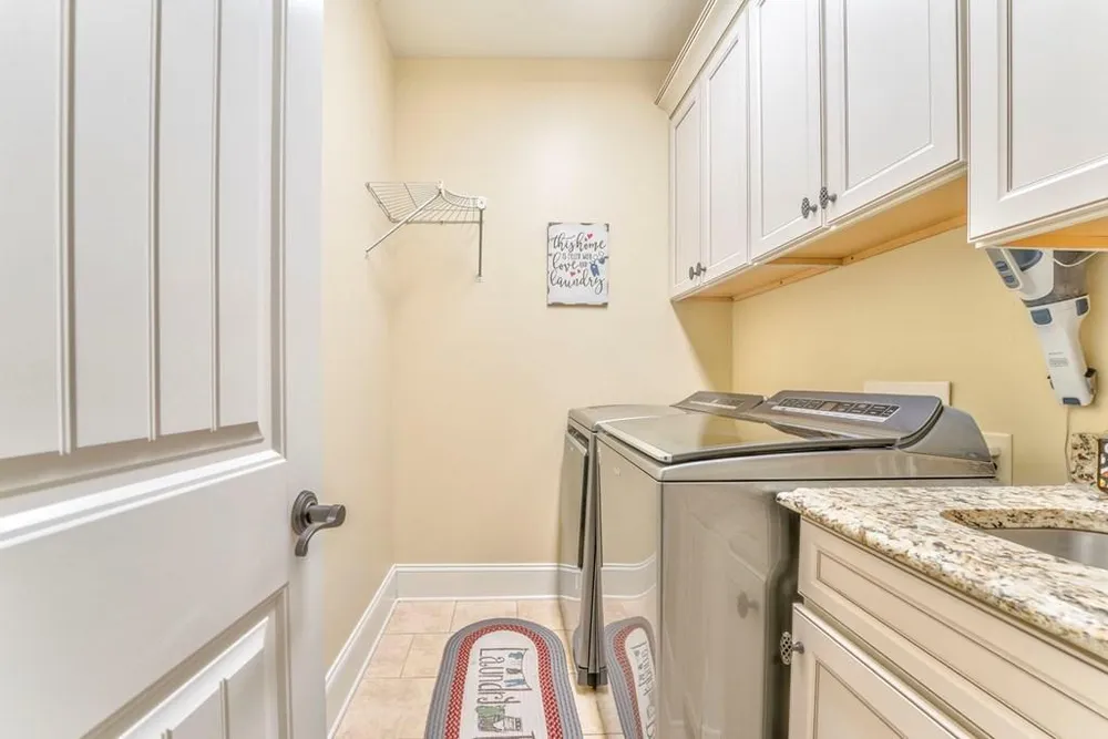 1801 Saint Ives Pl, Dalton, GA 30720