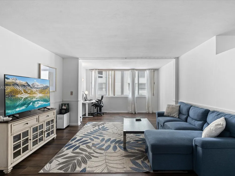 5005 Collins Ave, Miami Beach, FL 33140