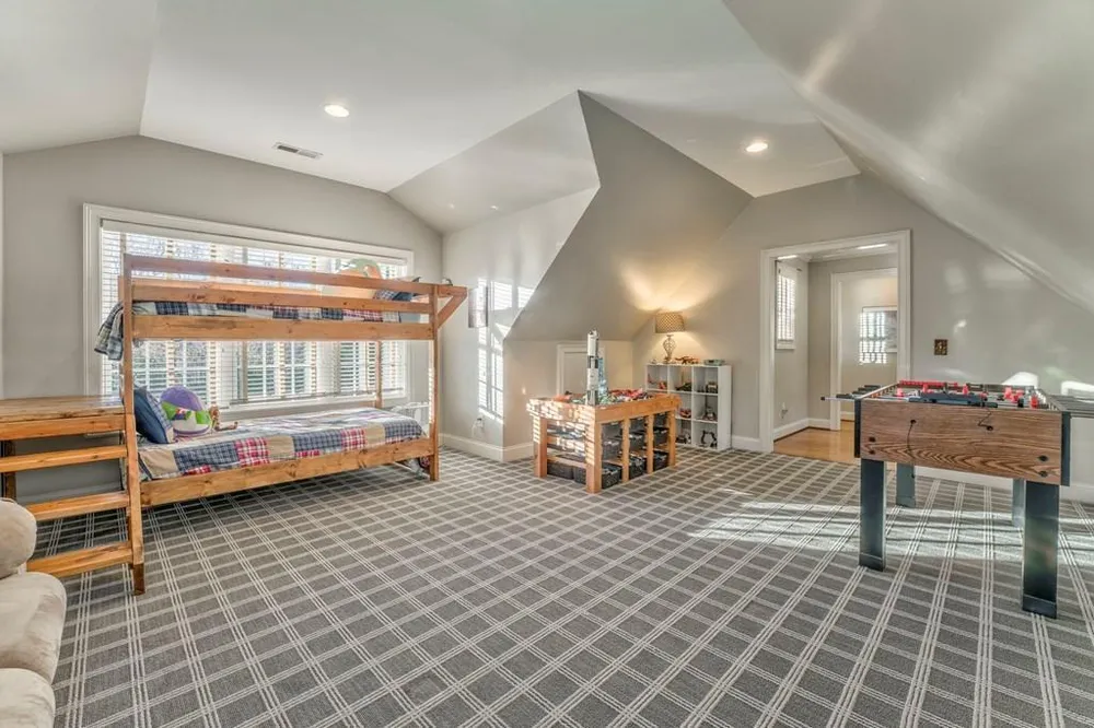1801 Saint Ives Pl, Dalton, GA 30720