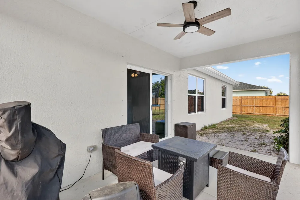 770 SW Saragossa Ave, Port St Lucie, FL 34953