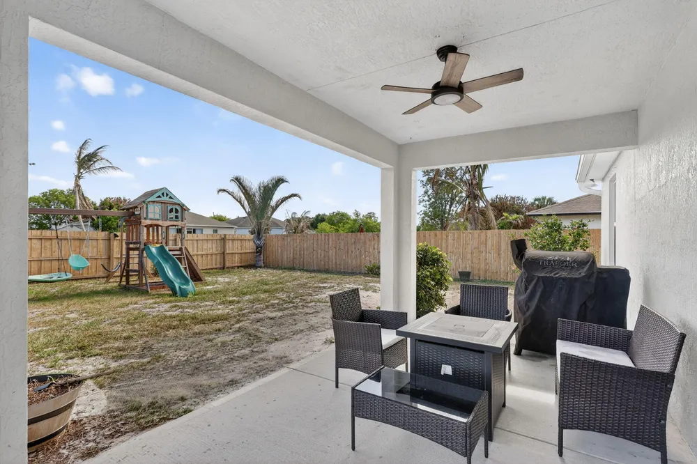 770 SW Saragossa Ave, Port St Lucie, FL 34953