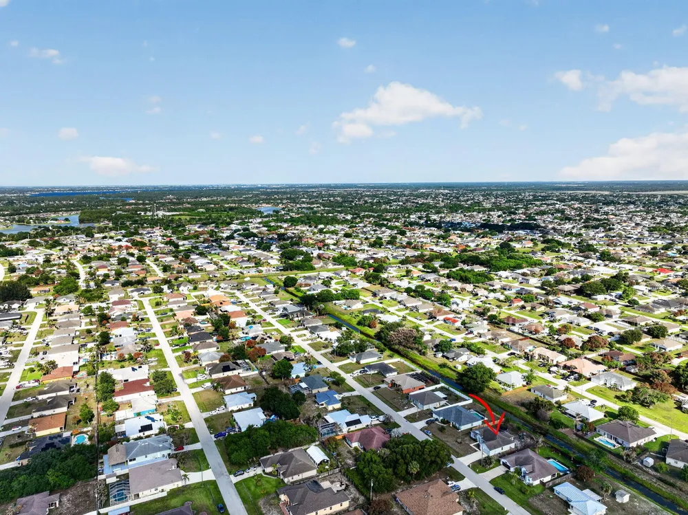 770 SW Saragossa Ave, Port St Lucie, FL 34953