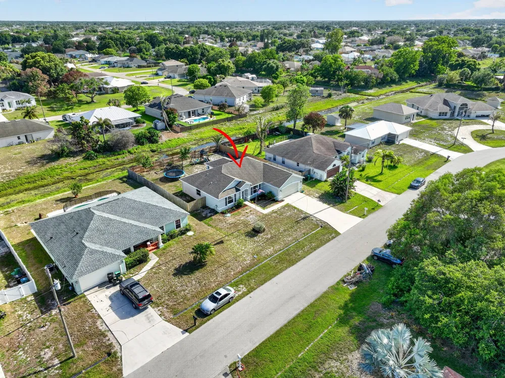 770 SW Saragossa Ave, Port St Lucie, FL 34953