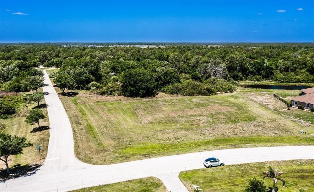6211 Foal Creek Dr, Parrish, FL 34219