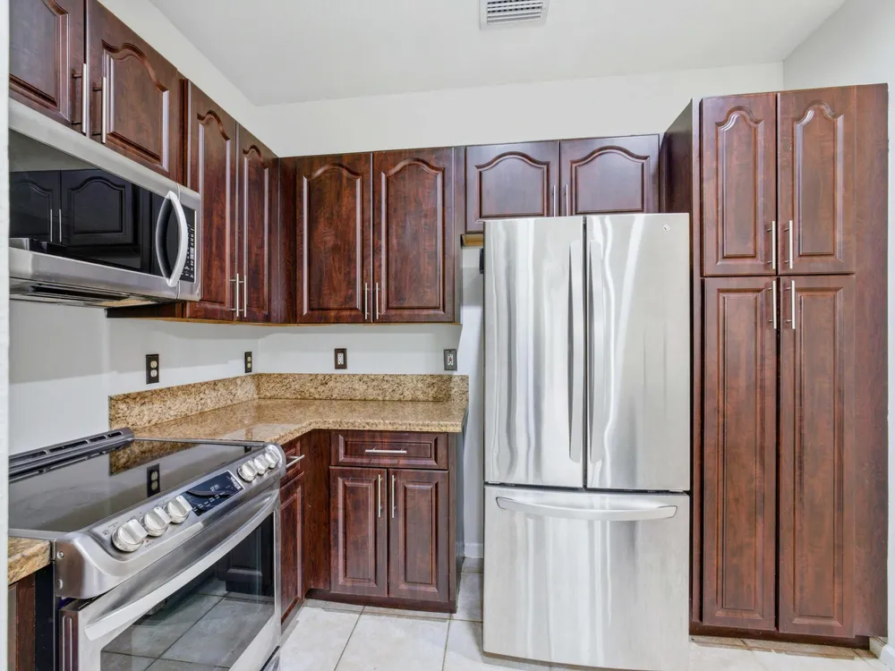 8772 Cypress Walk Ct, Tamarac, FL 33321