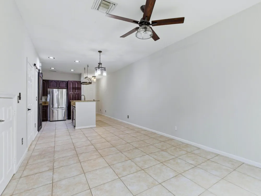 8772 Cypress Walk Ct, Tamarac, FL 33321