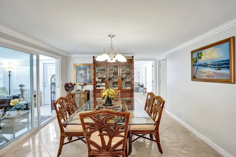 120 NW 53rd Pl, Pompano Beach, FL 33064