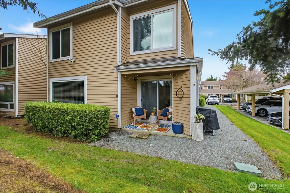 23712 13th Pl S, Des Moines, WA 98198