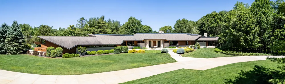 6479 144th Ave, Holland, MI 49423