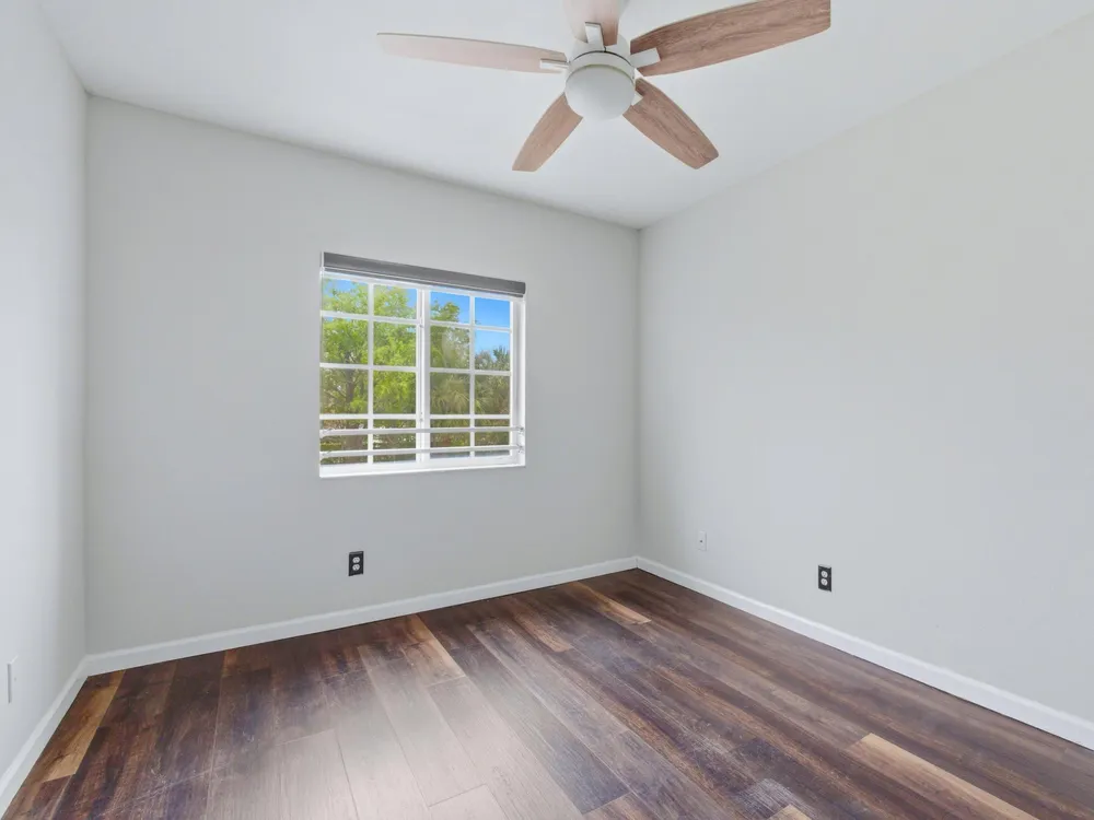8772 Cypress Walk Ct, Tamarac, FL 33321
