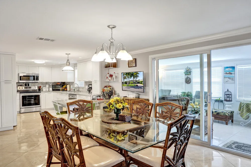 120 NW 53rd Pl, Pompano Beach, FL 33064