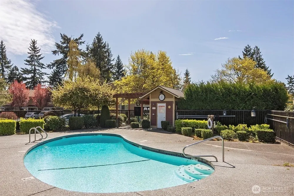 23712 13th Pl S, Des Moines, WA 98198