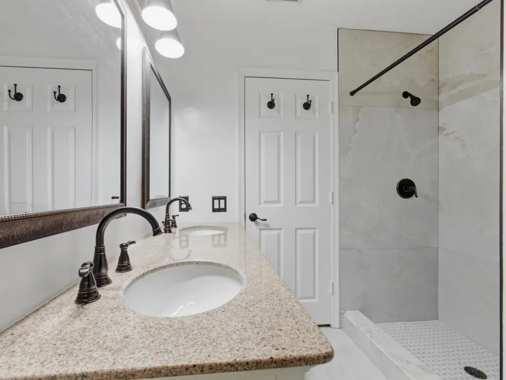 8772 Cypress Walk Ct, Tamarac, FL 33321