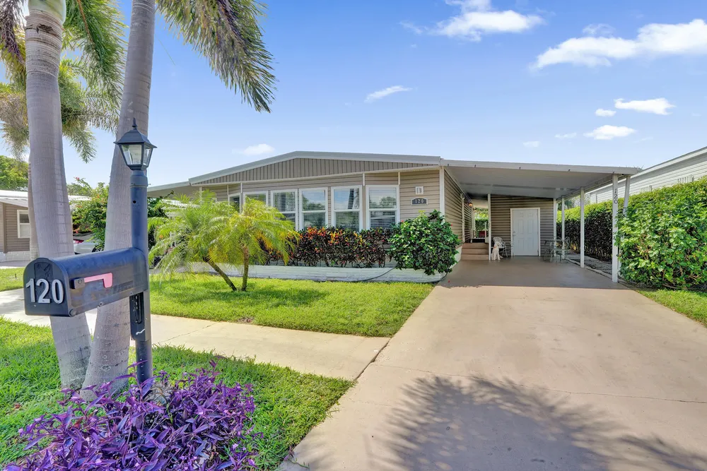 120 NW 53rd Pl, Pompano Beach, FL 33064