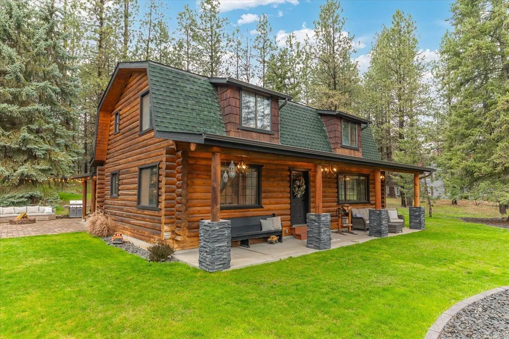 14725 N Schaffer Rd, Spokane, WA 99208