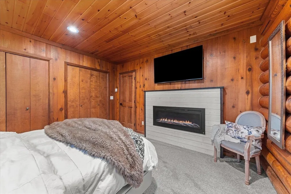 14725 N Schaffer Rd, Spokane, WA 99208