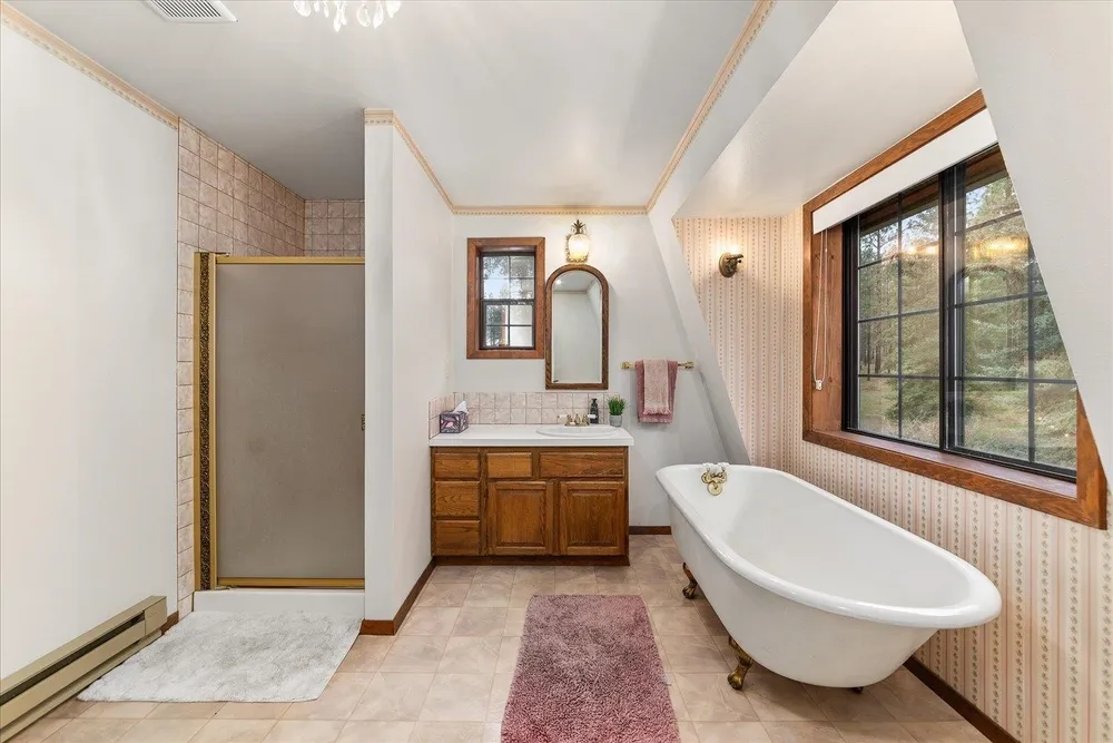 14725 N Schaffer Rd, Spokane, WA 99208