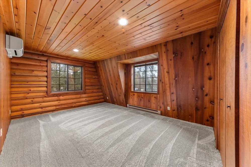 14725 N Schaffer Rd, Spokane, WA 99208