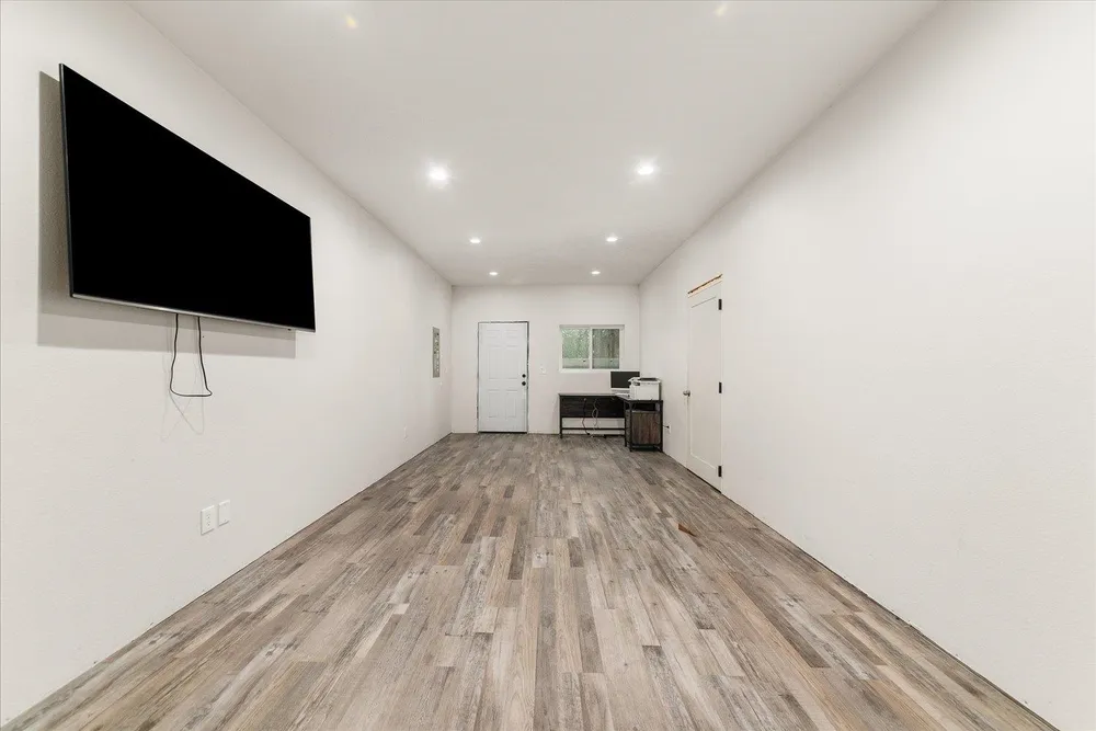 14725 N Schaffer Rd, Spokane, WA 99208