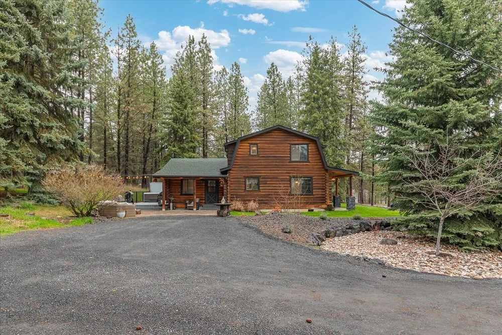 14725 N Schaffer Rd, Spokane, WA 99208