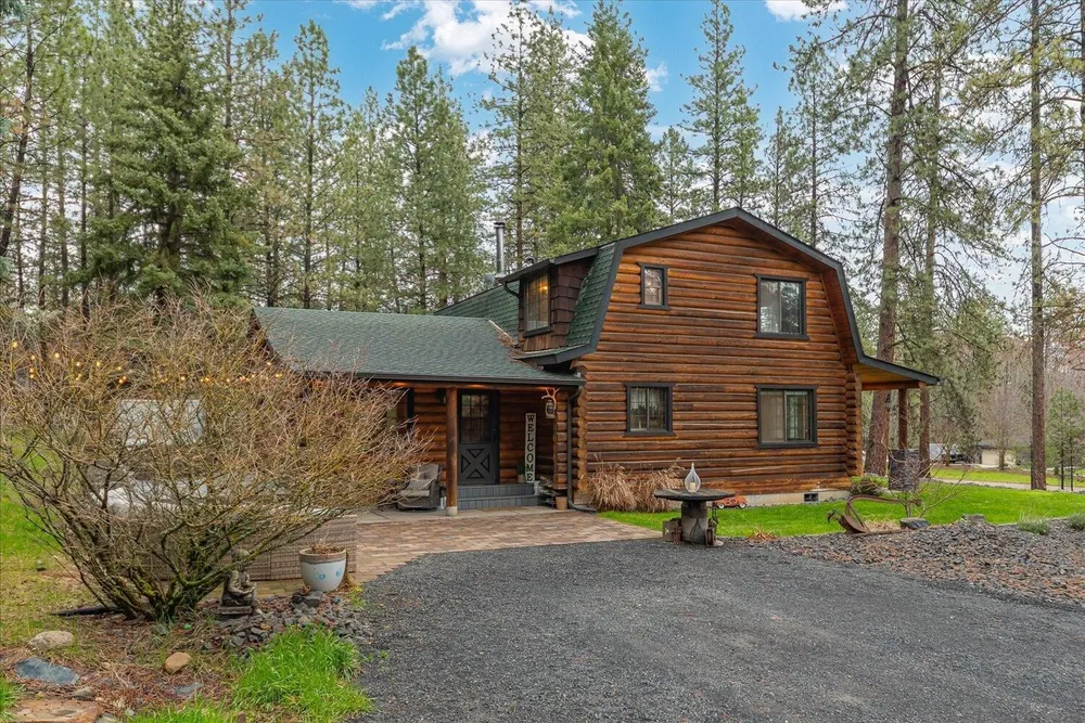 14725 N Schaffer Rd, Spokane, WA 99208