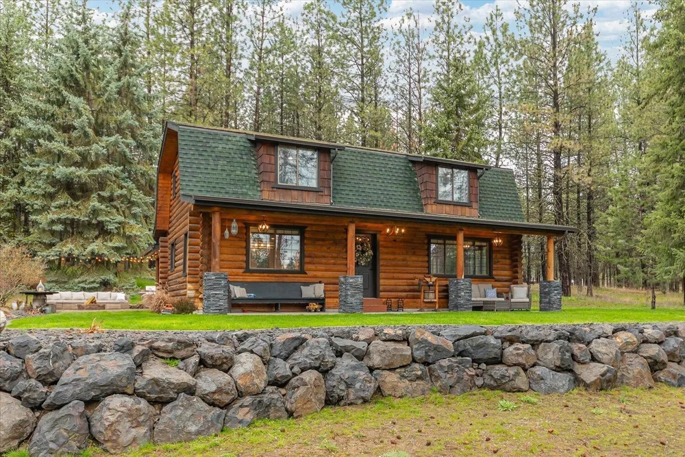 14725 N Schaffer Rd, Spokane, WA 99208