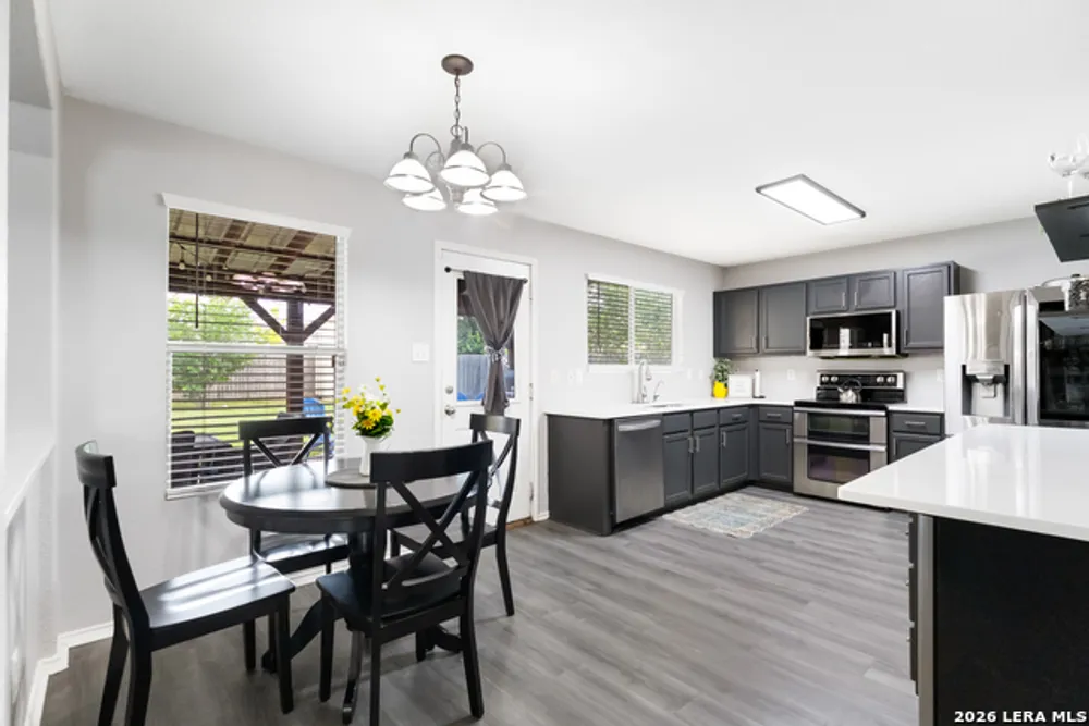 105 Hawks Meadows, Schertz, TX 78154
