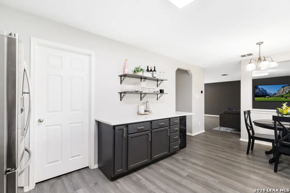 105 Hawks Meadows, Schertz, TX 78154