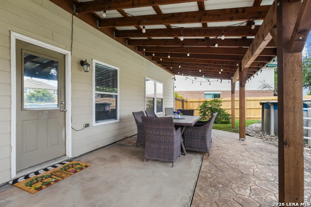 105 Hawks Meadows, Schertz, TX 78154